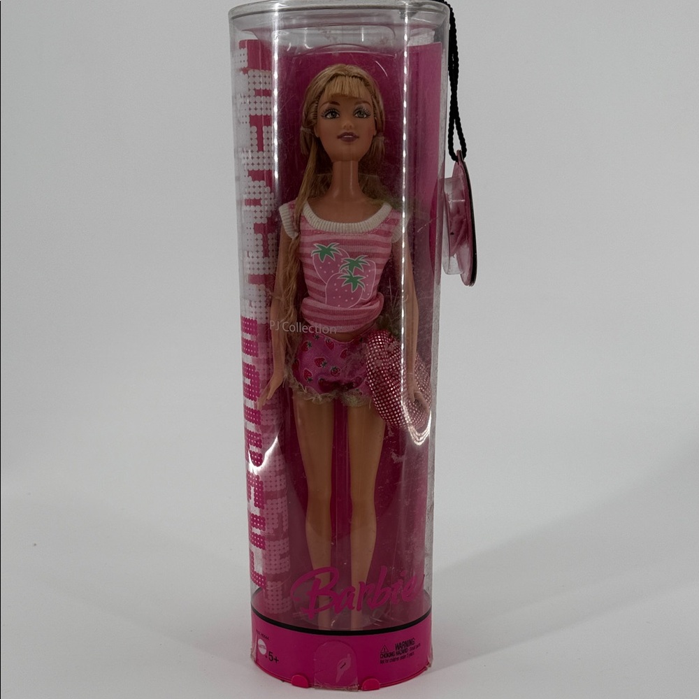 STRAWBERRY PAJAMAS FASHION FEVER BARBIE DOLL
PJ COLLECTION
MATTEL J4177
2005